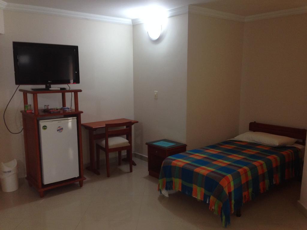 Hotel San Francisco De Asis Санта Марта Екстериор снимка