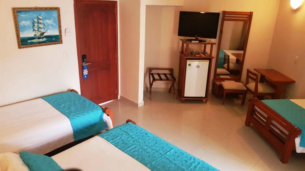 Hotel San Francisco De Asis Санта Марта Екстериор снимка