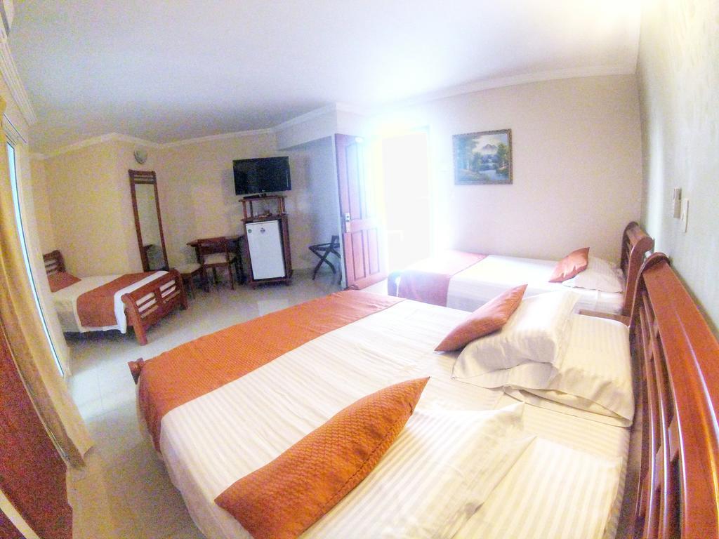 Hotel San Francisco De Asis Санта Марта Екстериор снимка