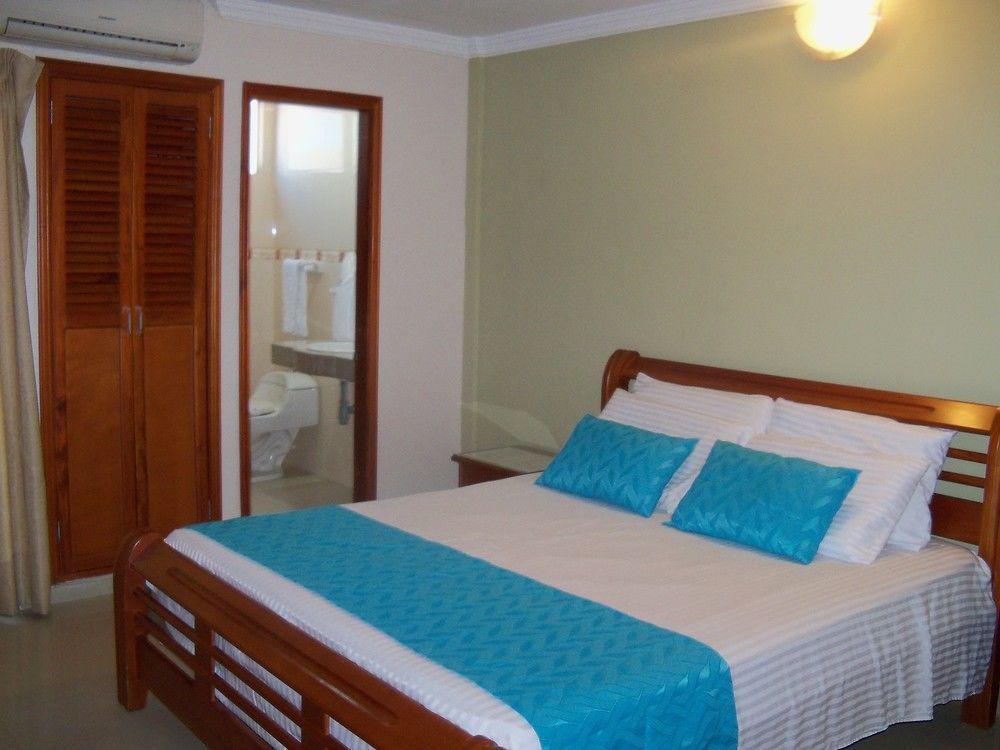 Hotel San Francisco De Asis Санта Марта Екстериор снимка